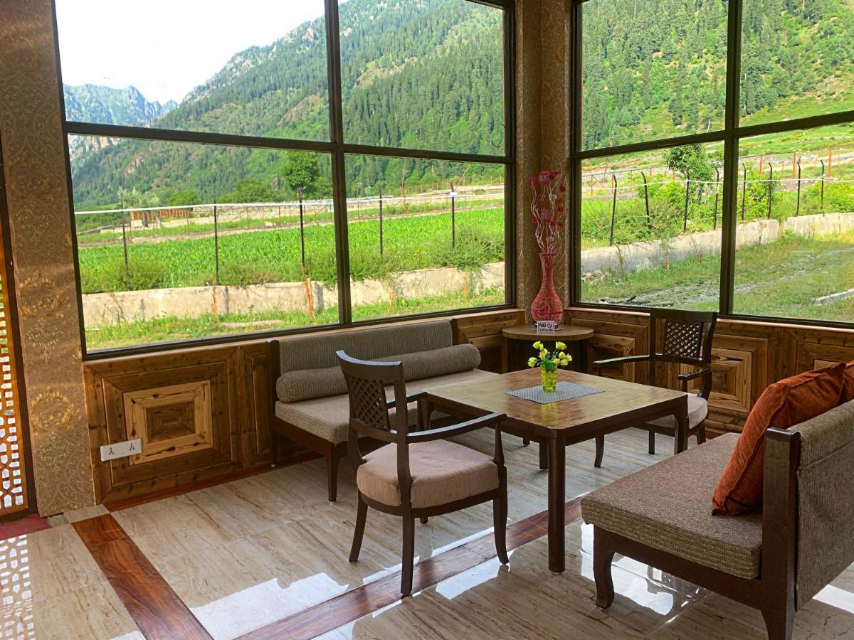 The Sultan Resort Kulan Exterior photo