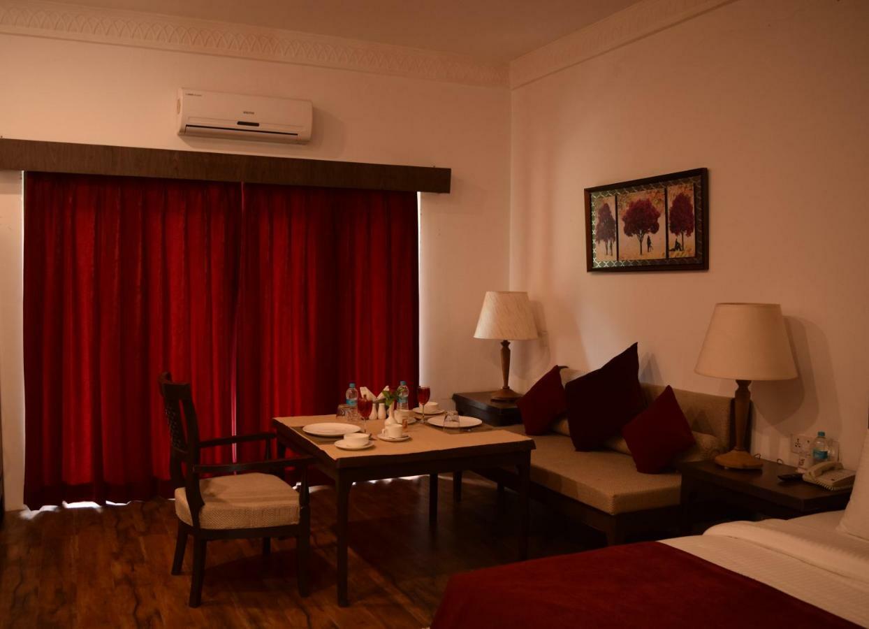The Sultan Resort Kulan Exterior photo